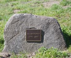 Habitony's grave